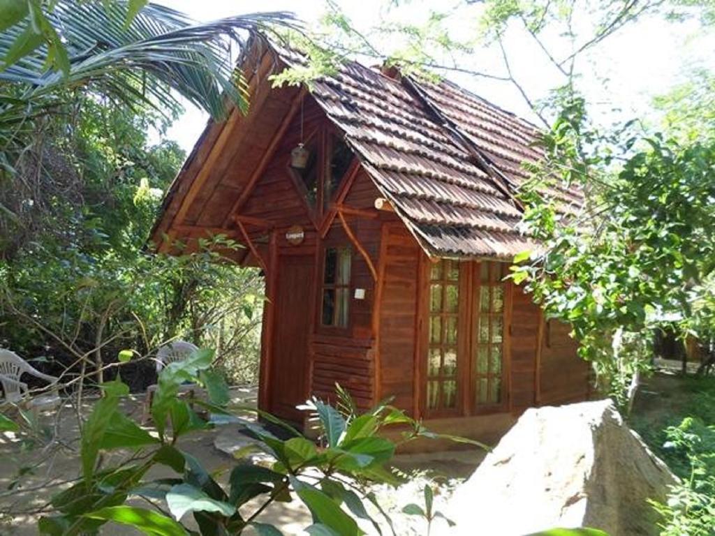 Kirinda Beach Resort, Yala Extérieur photo